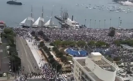 Rakyat Amerika turun ke jalan sebagai bentuk kemarahan setelah AS melancarkan serangan terhadap Iran. (X@yo2thok)